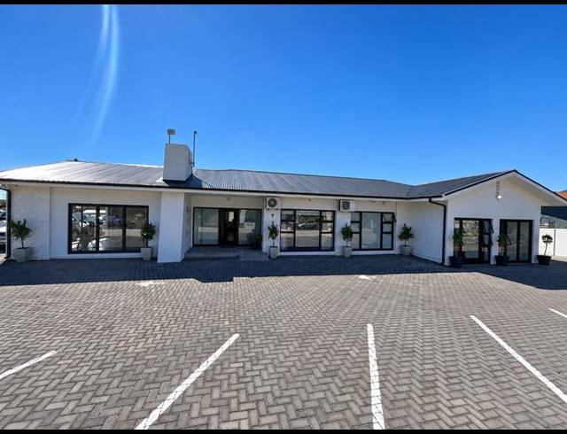 BUSINESS FOR SALE IN LAAIPLEK